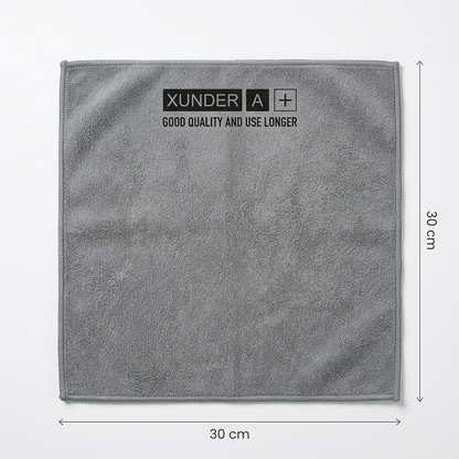 Cloth size guide showing 30 × 30 cm